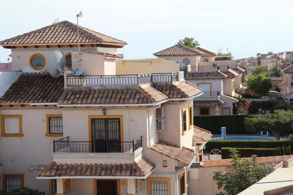 Holiday Home Torre De Pisa Torrevieja Cameră foto